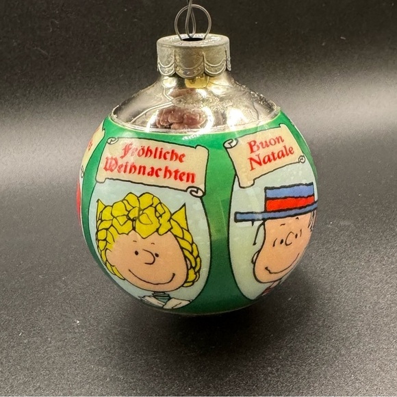 Hallmark Peanuts Glass Ball Ornament 1993 Snoopy Woodstock Charlie Brown Xmas - Picture 6 of 8